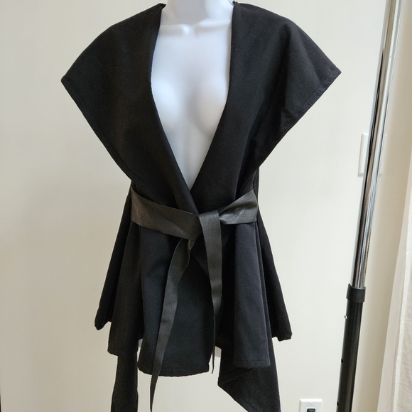 NUIT Clothing Atelier Wrap Vest With Oversized Hood Like New